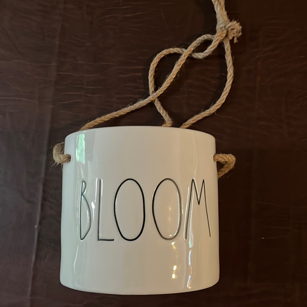 Rae Dunn hanging planter!!